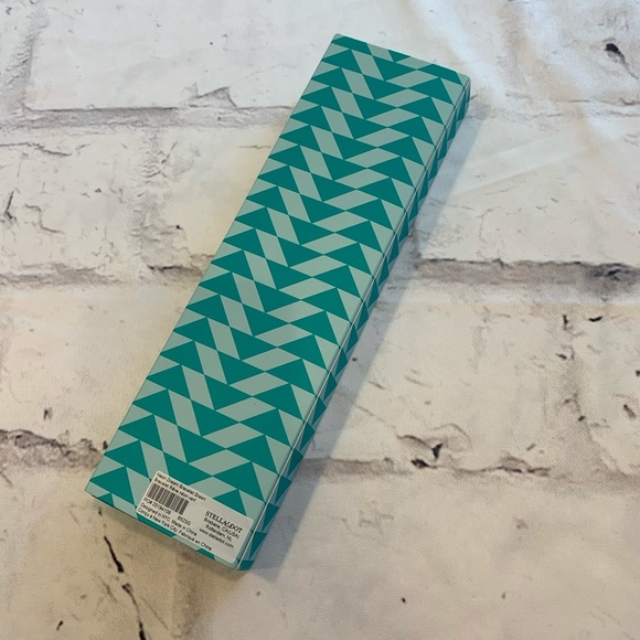 Stella & Dot Neon Green Dream Bracelet - Picture 6 of 7